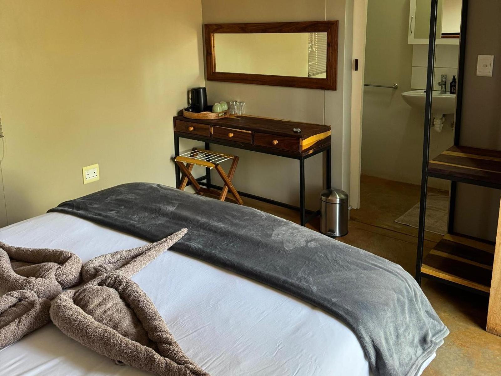 Kifaru Bush Camp Hotel Outjo Bilik gambar